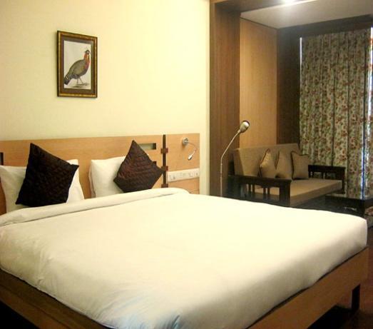 Hôtel Savoy Greens à Kasauli Extérieur photo
