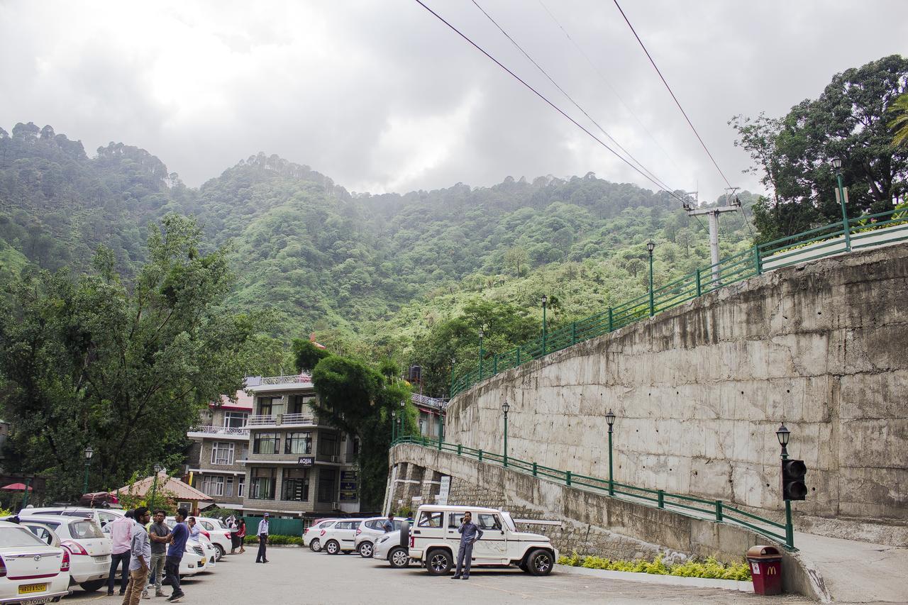 Hôtel Savoy Greens à Kasauli Extérieur photo